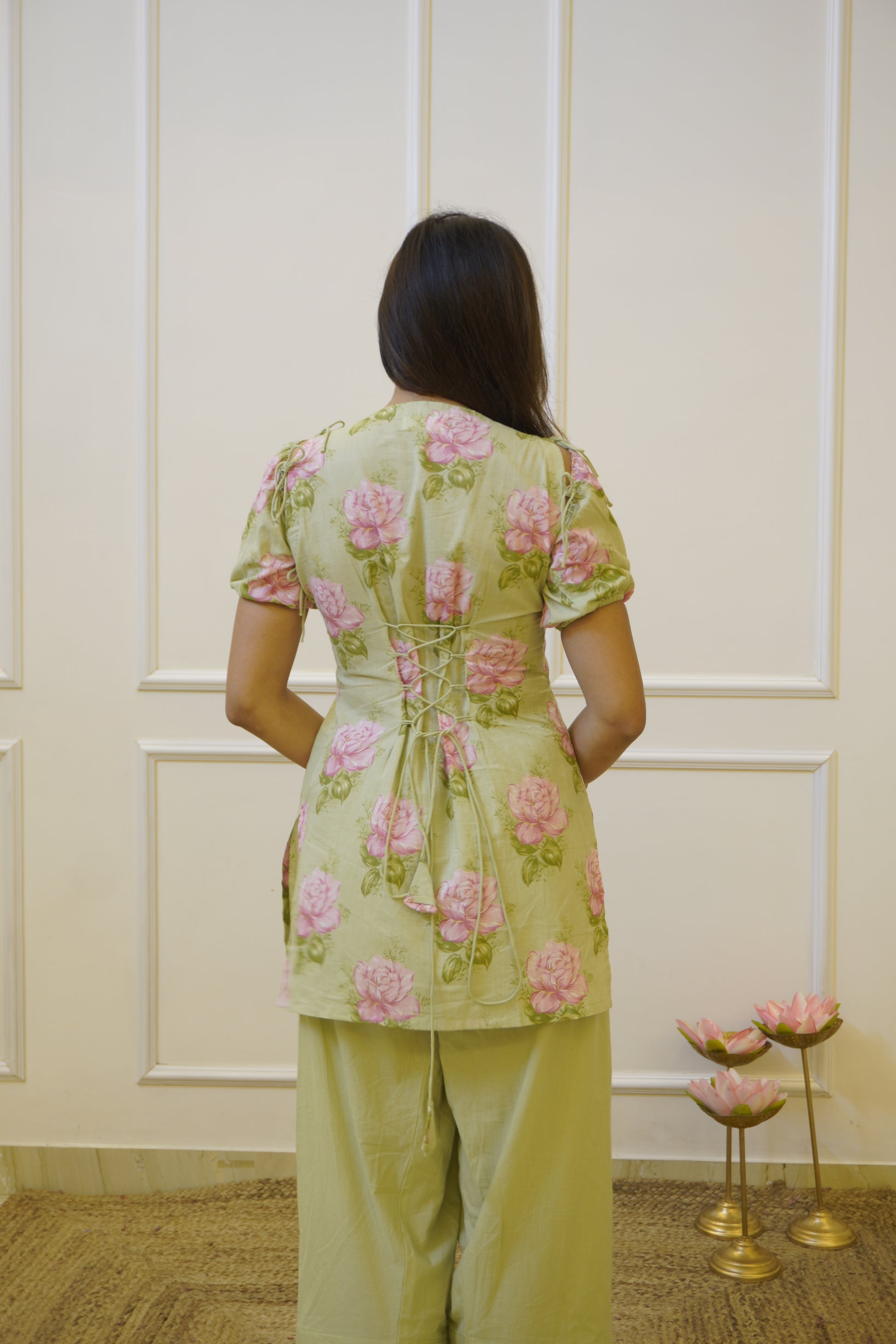 GULABAE Pista co- ord set with detachable sleeves