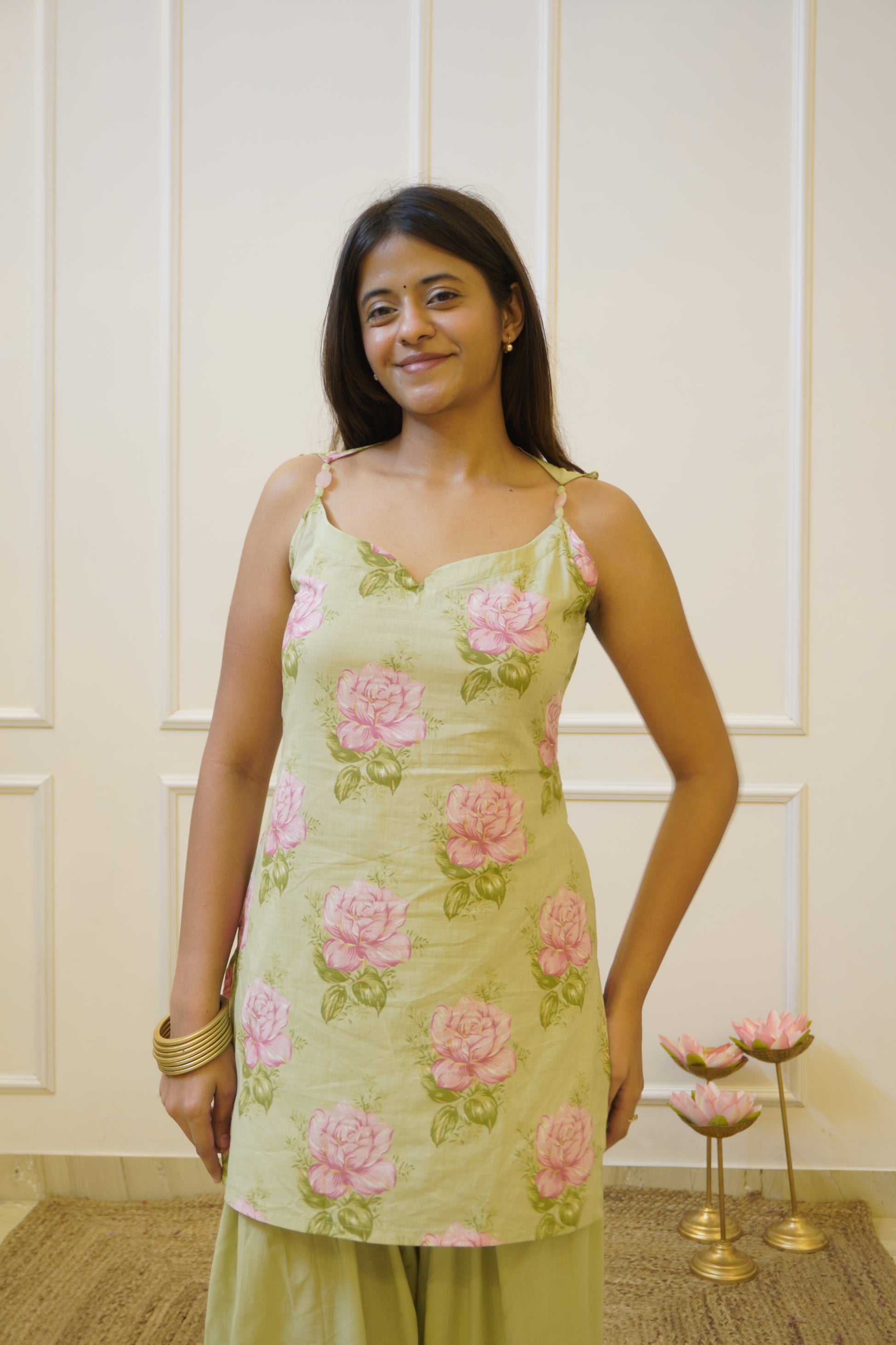 GULABAE Pista co- ord set with detachable sleeves