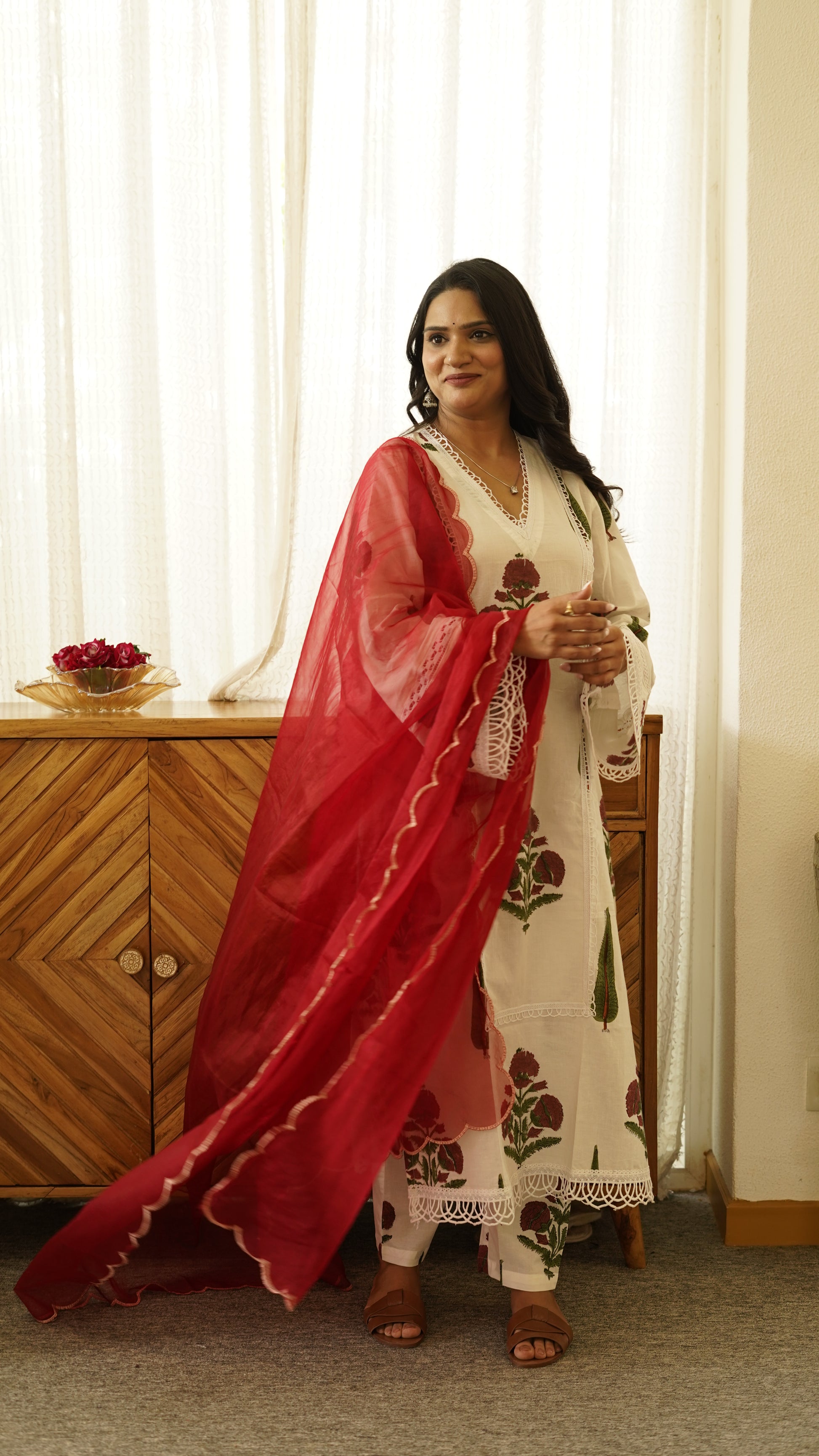 MUGHLAI White Straight Kurta Set