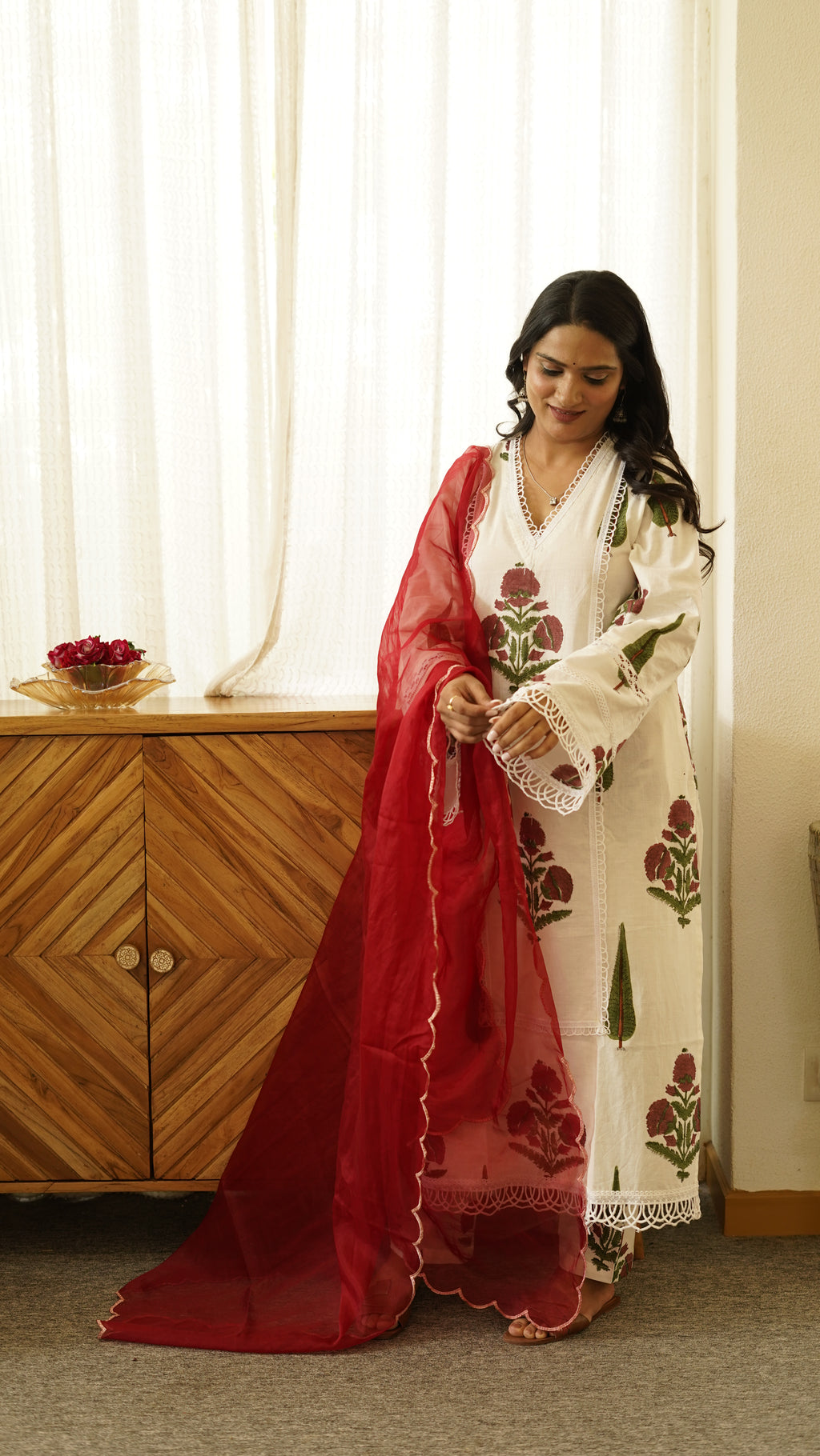 MUGHLAI White Straight Kurta Set