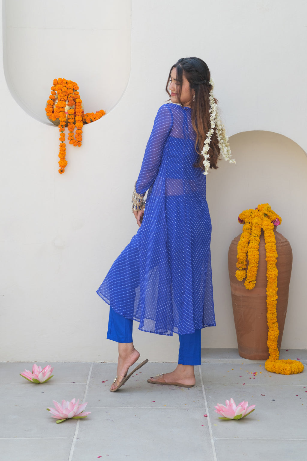 AAINARI Mothda Blue Mirror Work Set