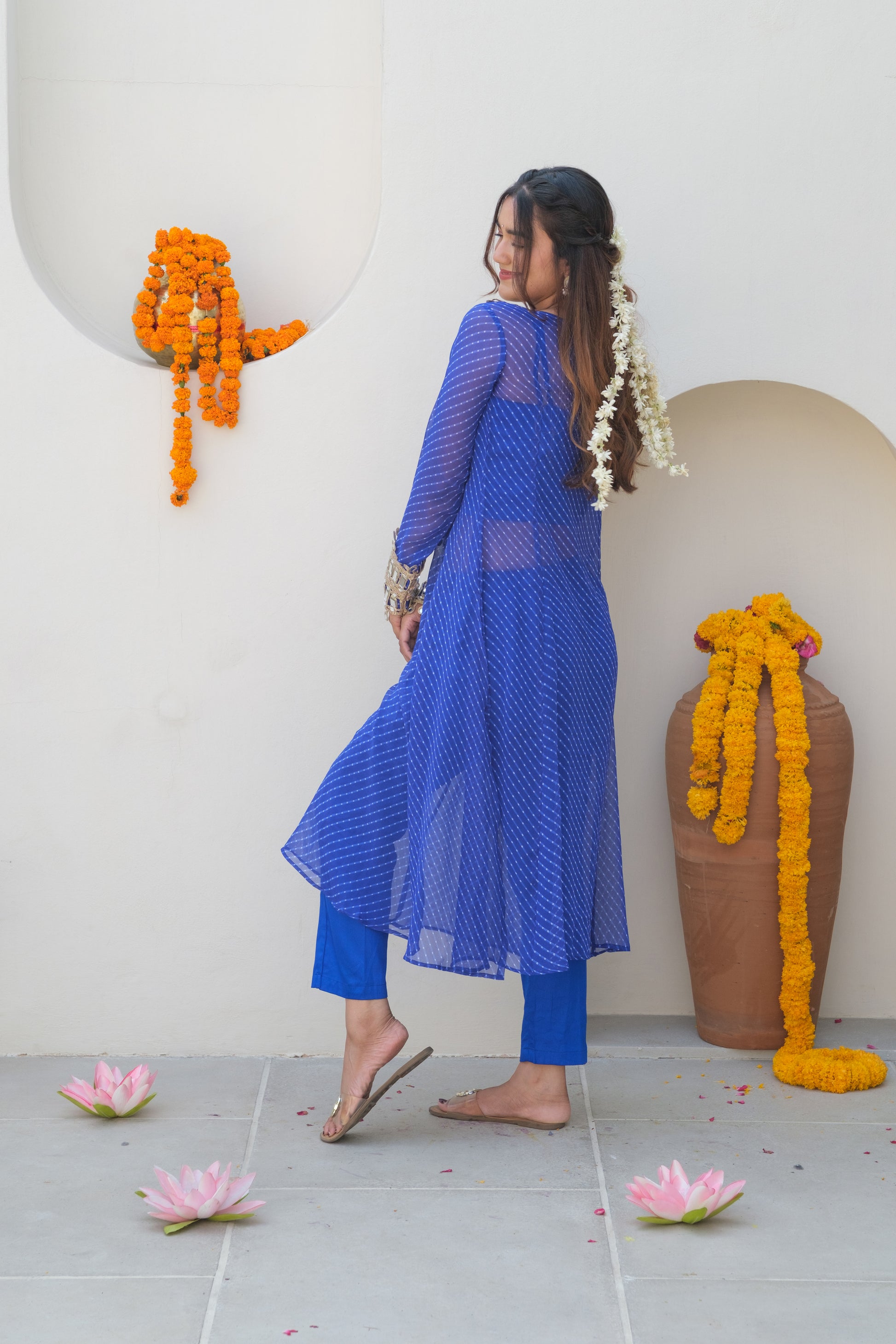 AAINARI Mothda Blue Mirror Work Set